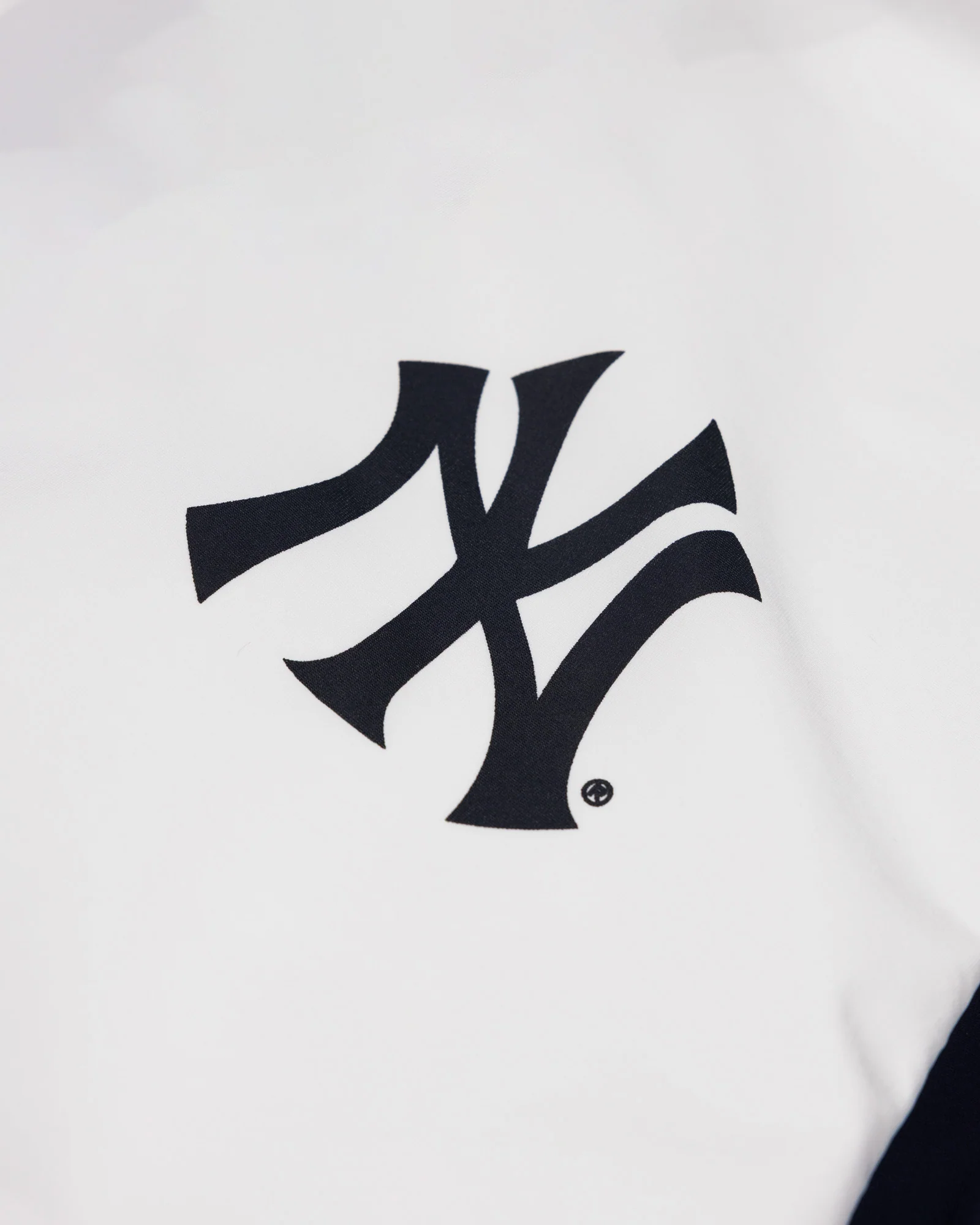 Shutout Retro Windbreaker - New York Yankees - Image 3