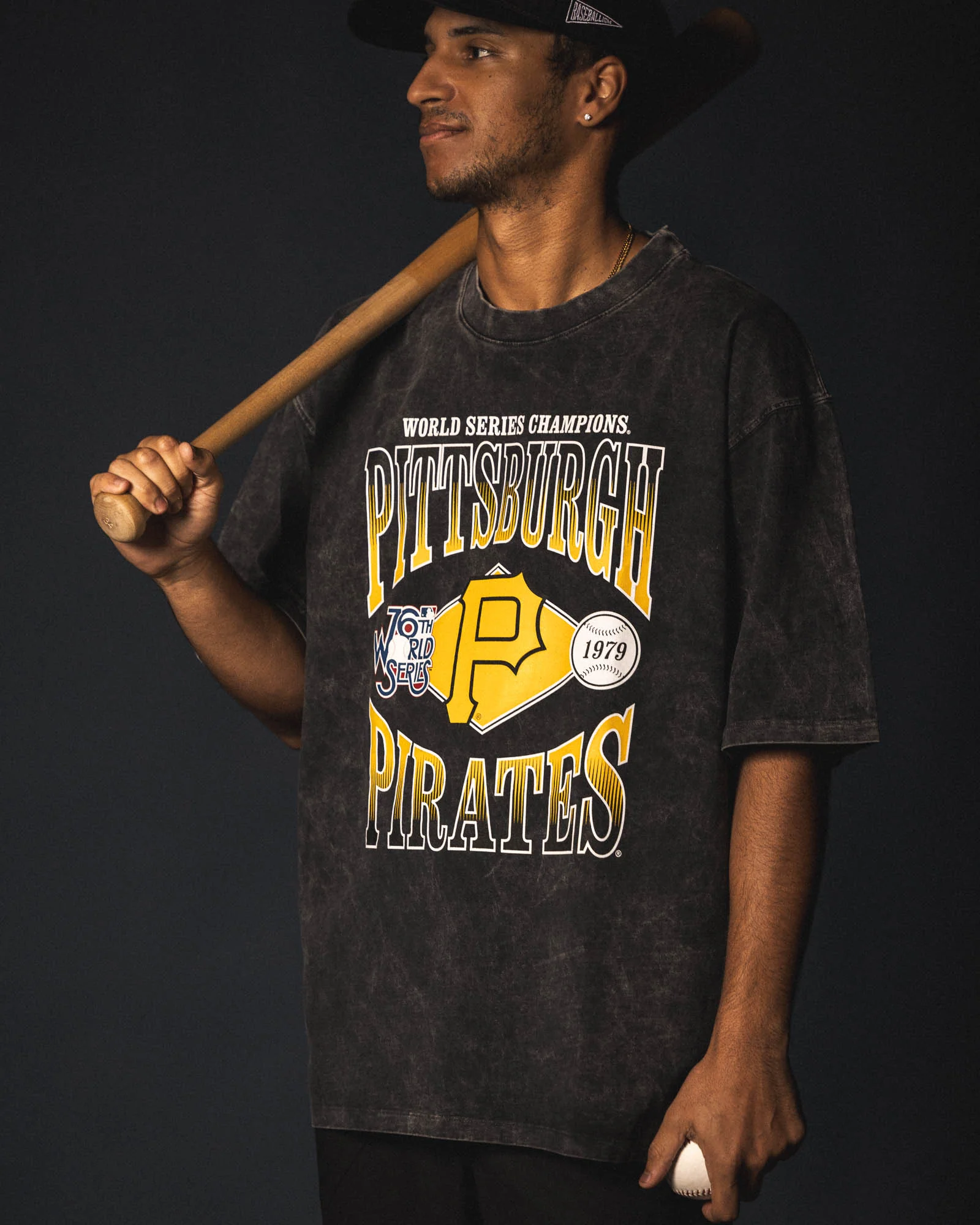 World Series 1979 Vintage Relaxed Fit T-Shirt (Black Acid Wash) - Pittsburgh Pirates - Image 3