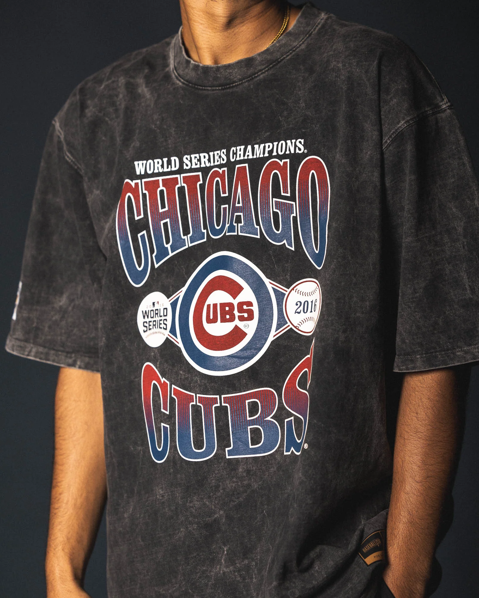 World Series 2016 Vintage Relaxed Fit T-Shirt (Black Acid Wash) - Chicago Cubs - Image 3